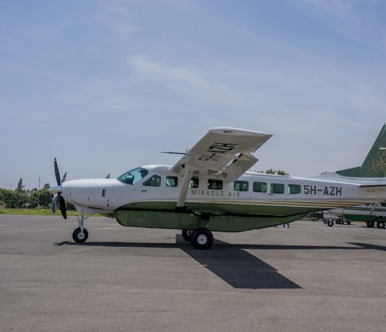Fly-In Short Stay Safaris from Nairobi – 2 Night Luxury Safari Packages in Kenya